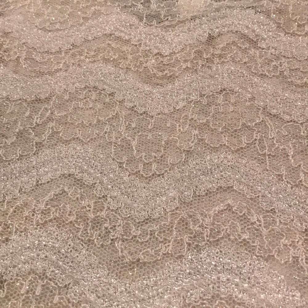 Kay Celine lace top- size small - Picture 3 of 7